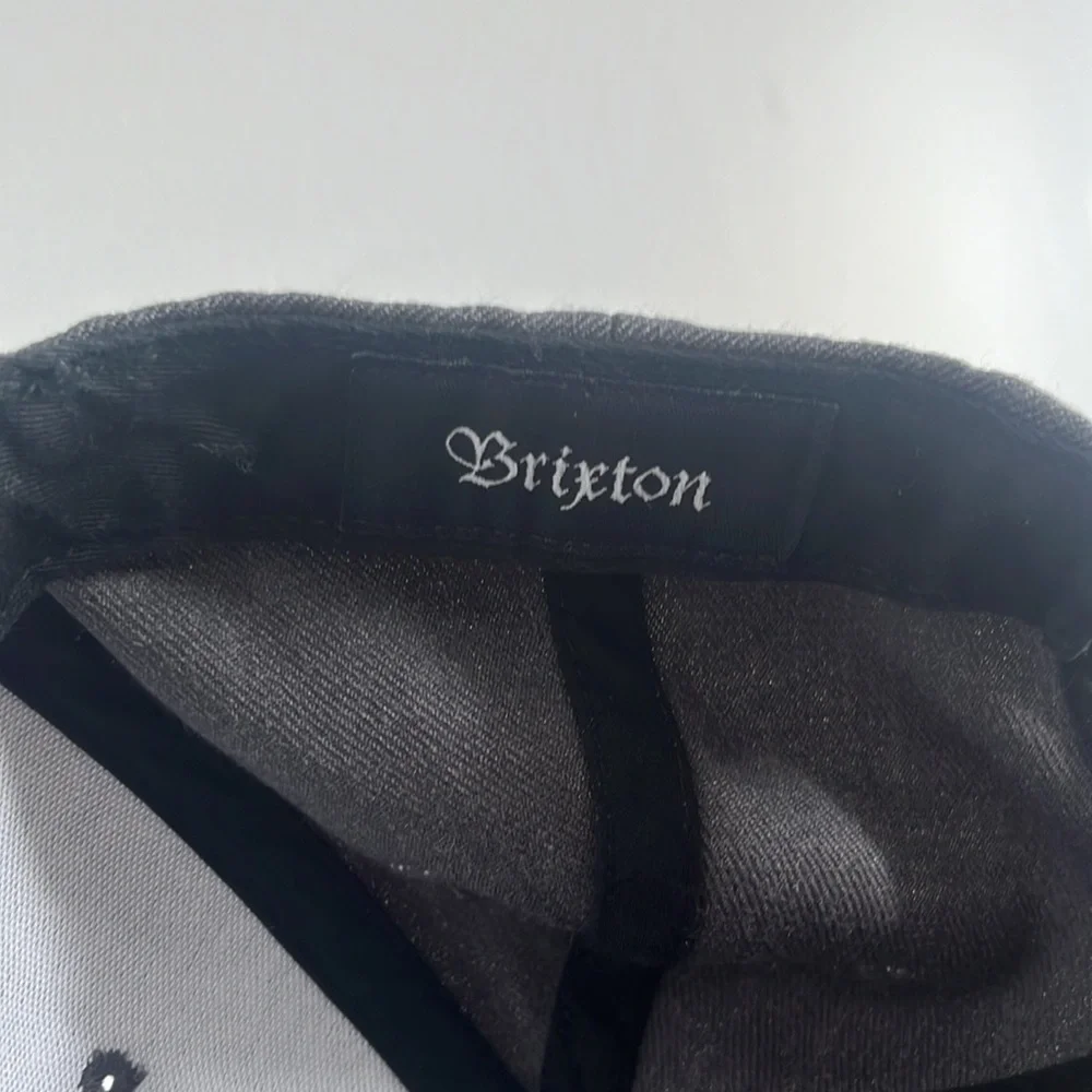 Brixton | Snapback Hat | Gray & Black - Picture 6 of 7